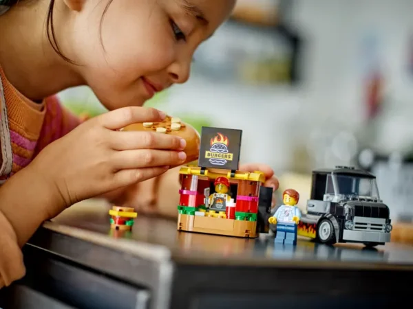LEGO® Burger Truck - 60404 - Image 8
