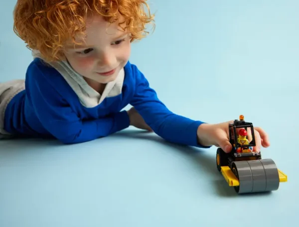 LEGO® Construction Steamroller - 60401 - Image 8