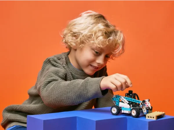 LEGO® Telehandler - 42133 - Image 7