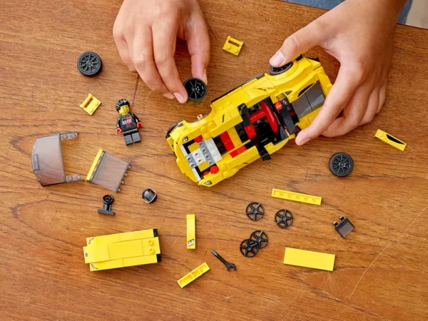 LEGO® Toyota GR Supra - 76901 - Image 8