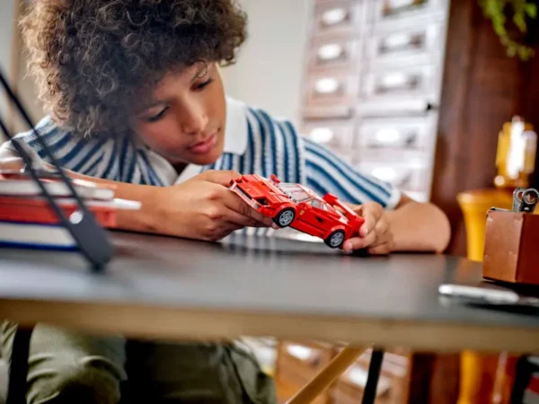 LEGO® Ferrari F40 Supercar - 76934 - Image 8