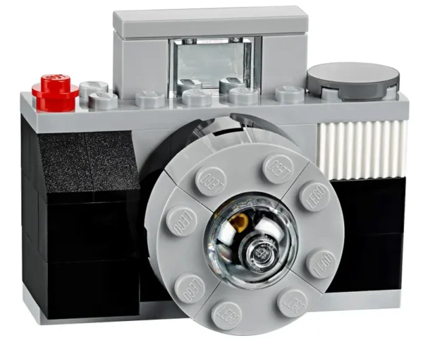 LEGO® Classic Creative Large Brick Box 10698 - Image 6